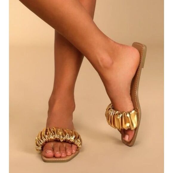 Lulu's Gold Metallic summer Slide Sandals size 8 - Picture 1 of 5